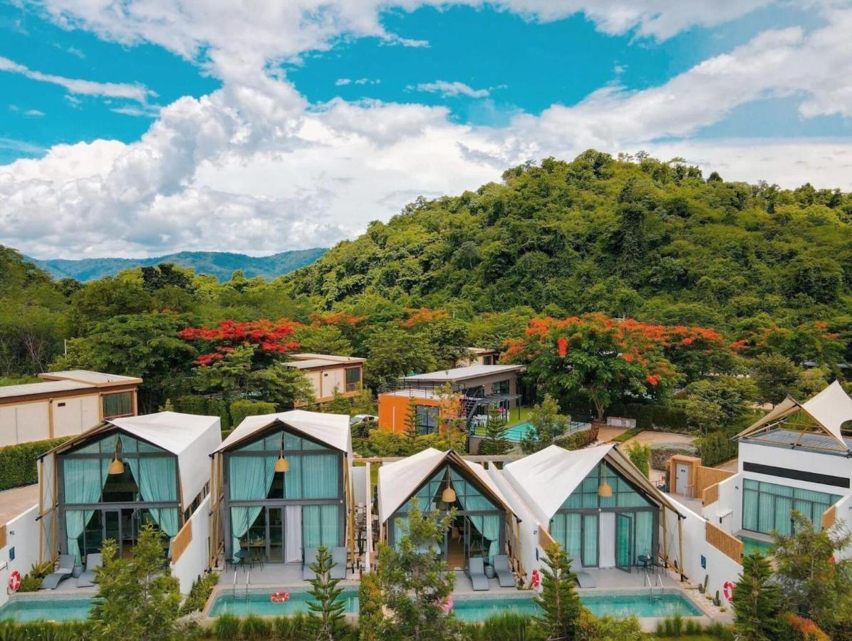 The X10 Private Pool Villa Khaoyai Sha Certified เขาใหญ่ Ban Tha Chang エクステリア 写真